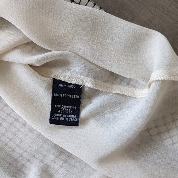 Max Edition Beige Grided Top XL - Picture 4 of 4